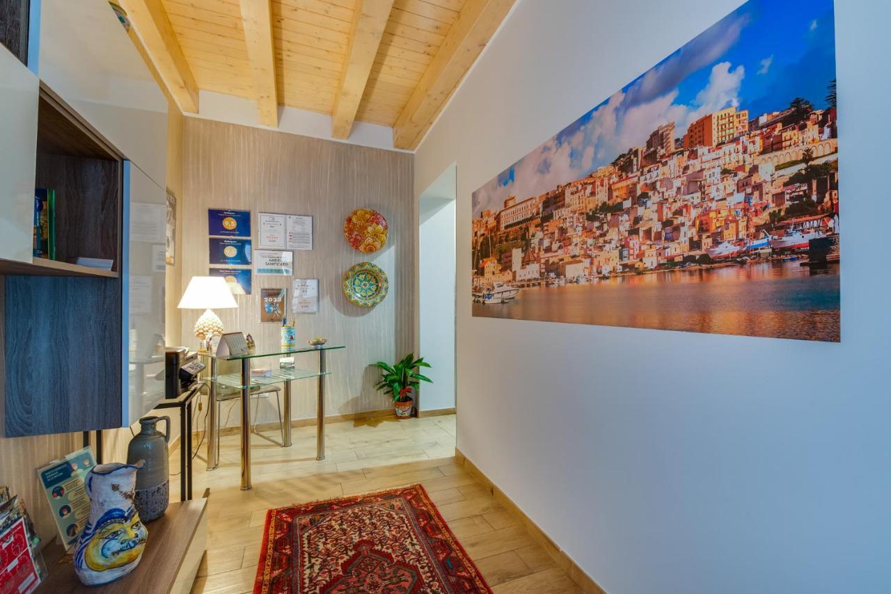 שאקה La Finestra Sul Cortile B&B מראה חיצוני תמונה